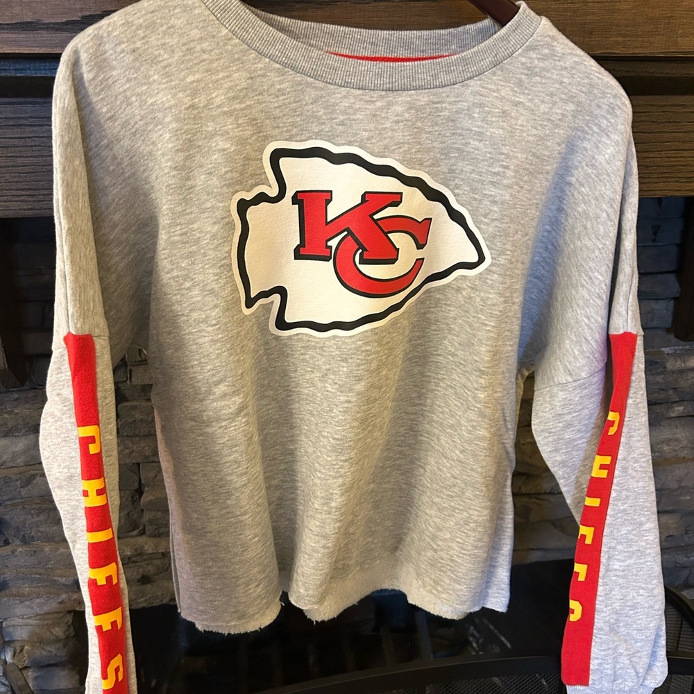 NFL Kansas City Chiefs Gray and Red Sweatshirt